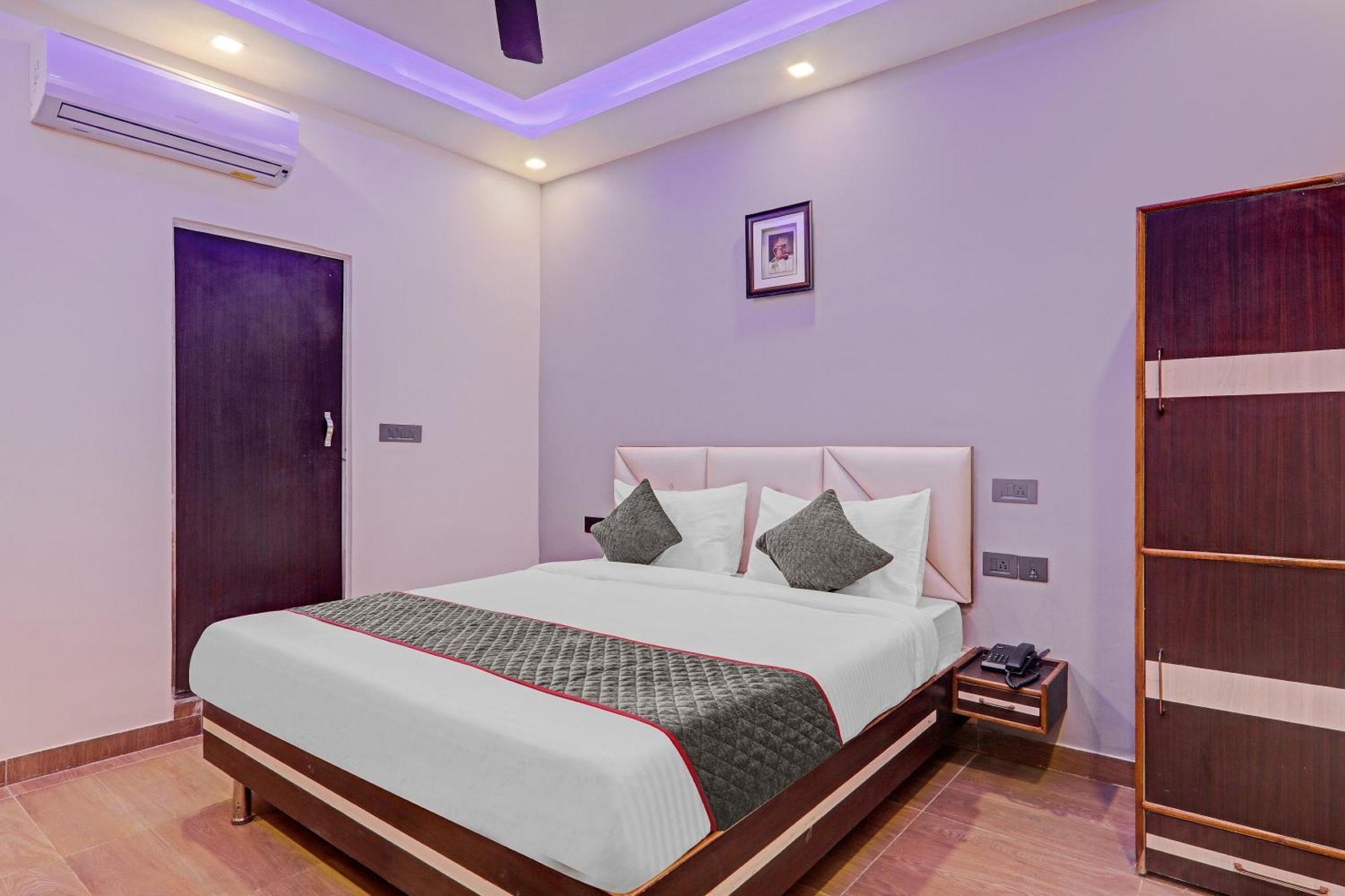 Hotel Super Townhouse Riddhi Residency Lucknow Esterno foto