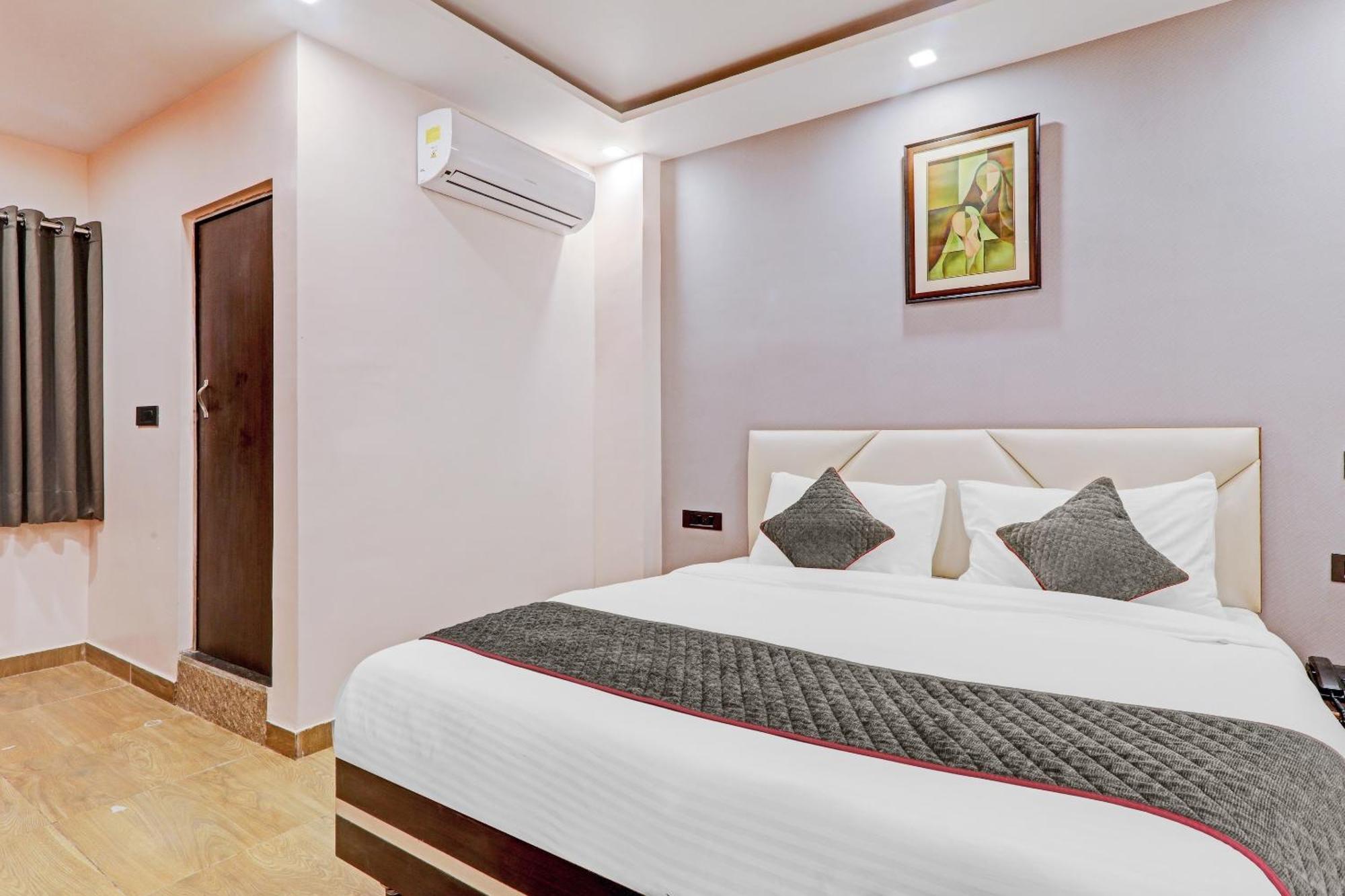 Hotel Super Townhouse Riddhi Residency Lucknow Esterno foto